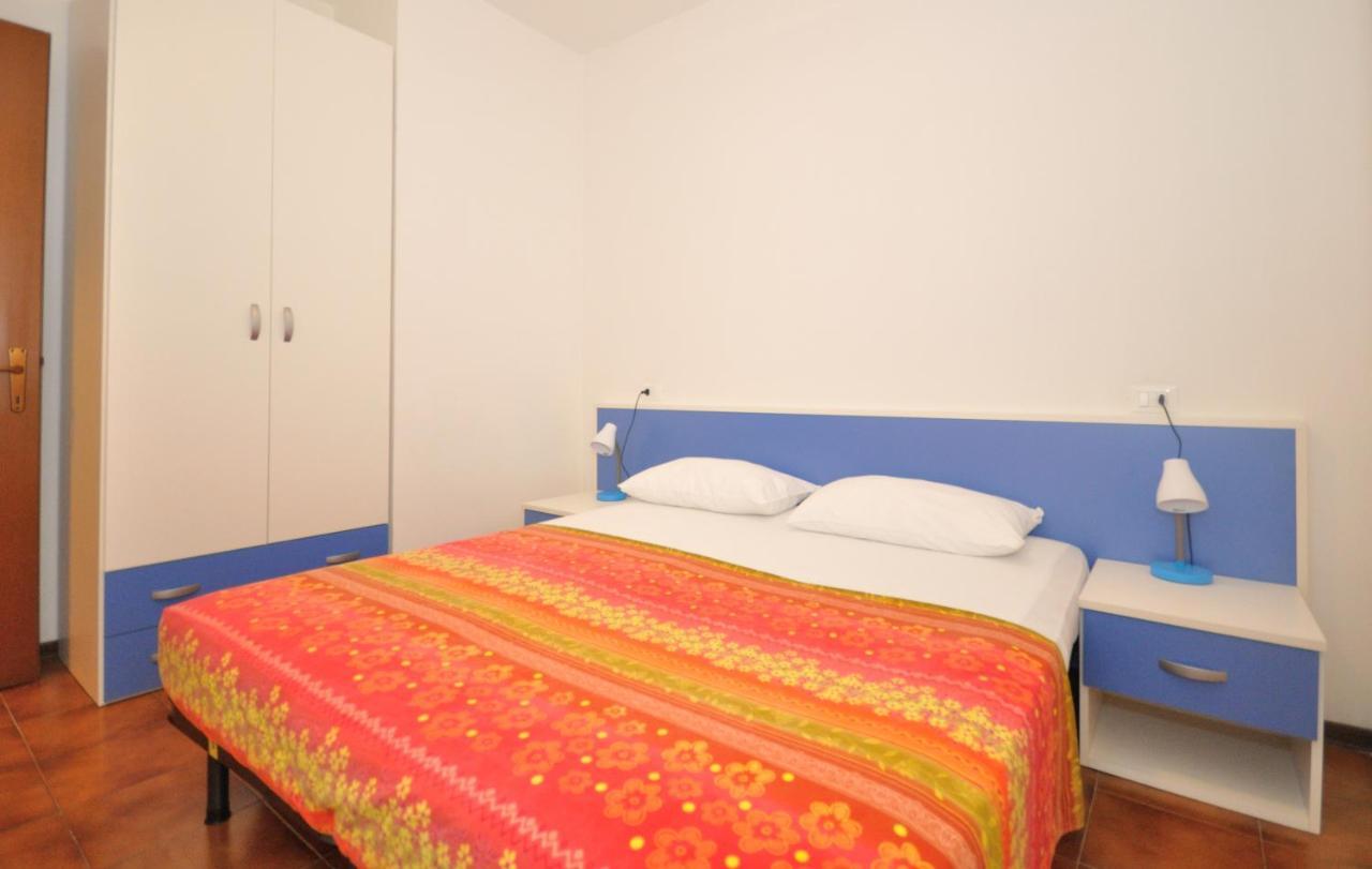 Condominio Tiziano B Bibione Bagian luar foto